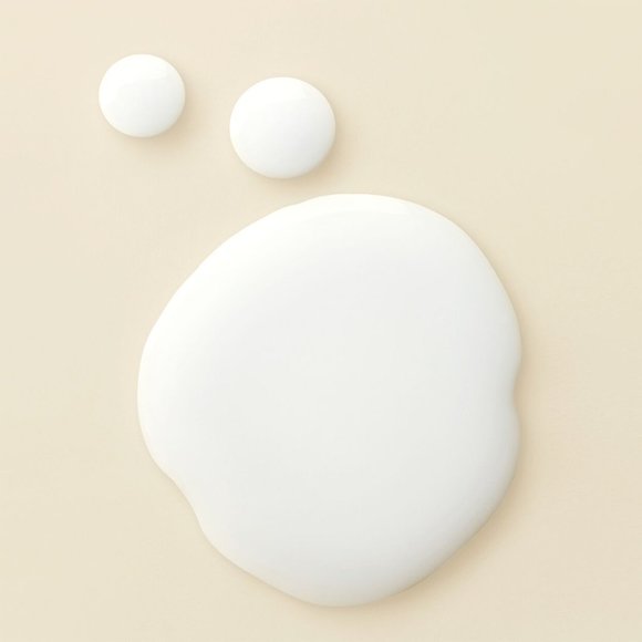 🔥3/$30 NIB HUDA BEAUTY Glow Coco Hydrating Mist Full Size 100mL - Picture 13 of 16